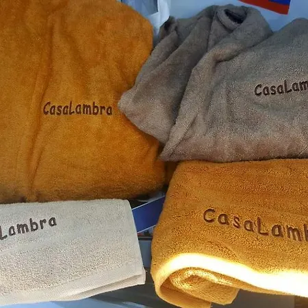 Casalambra Villa *