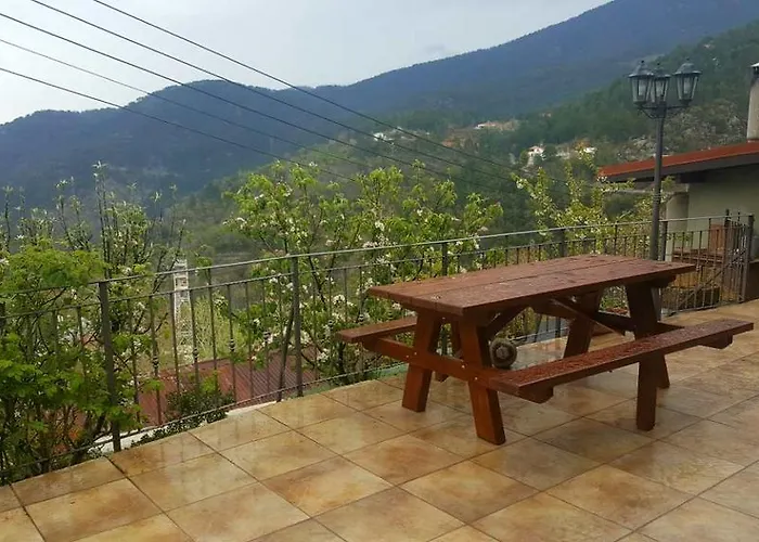 Casalambra Villa Pedhoulas